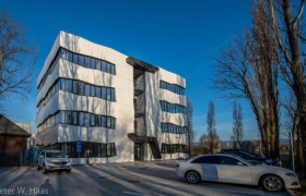 Adminstratívna budova v Bratislave – Foto (c) Peter W. Haas15